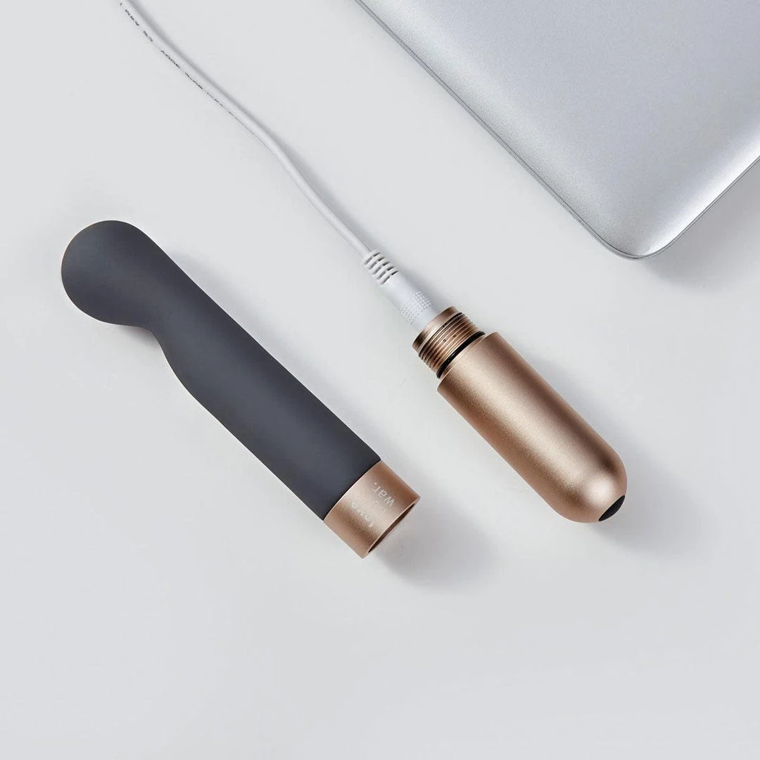 Love Not War KAMA G-Spot & Clit Vibrator Vibrators 13 Love Not War KAMA G-Spot & Clit Vibrator Vibrators