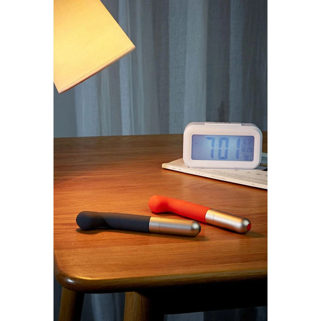 Love Not War LIEBE G-Spot Vibrator 16 Love Not War LIEBE G-Spot Vibrator