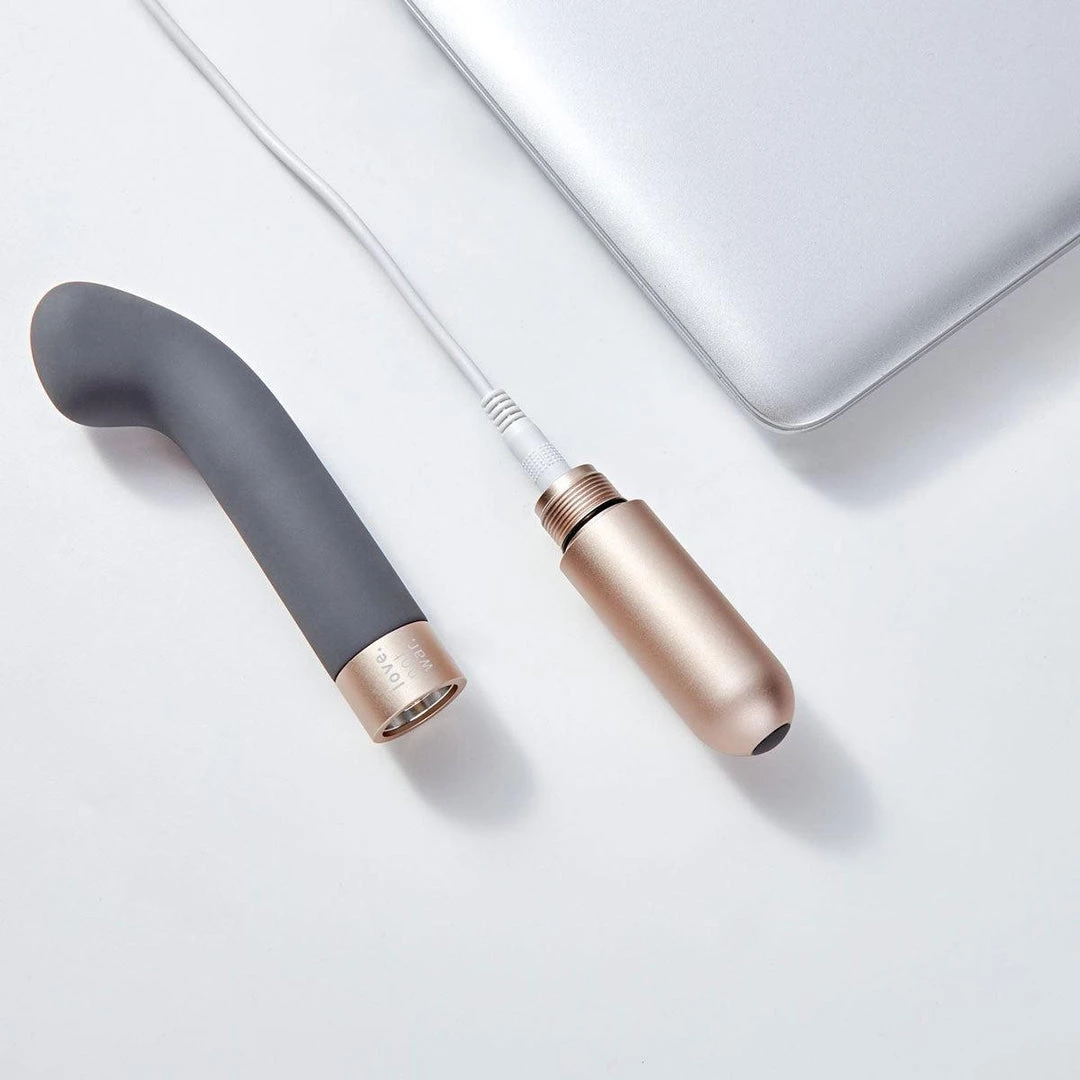 Love Not War LIEBE G-Spot Vibrator 9 Love Not War LIEBE G-Spot Vibrator