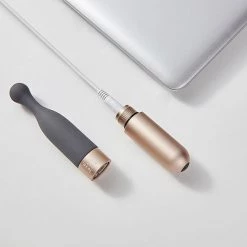 Love Not War MEILE Clitoral Vibrator